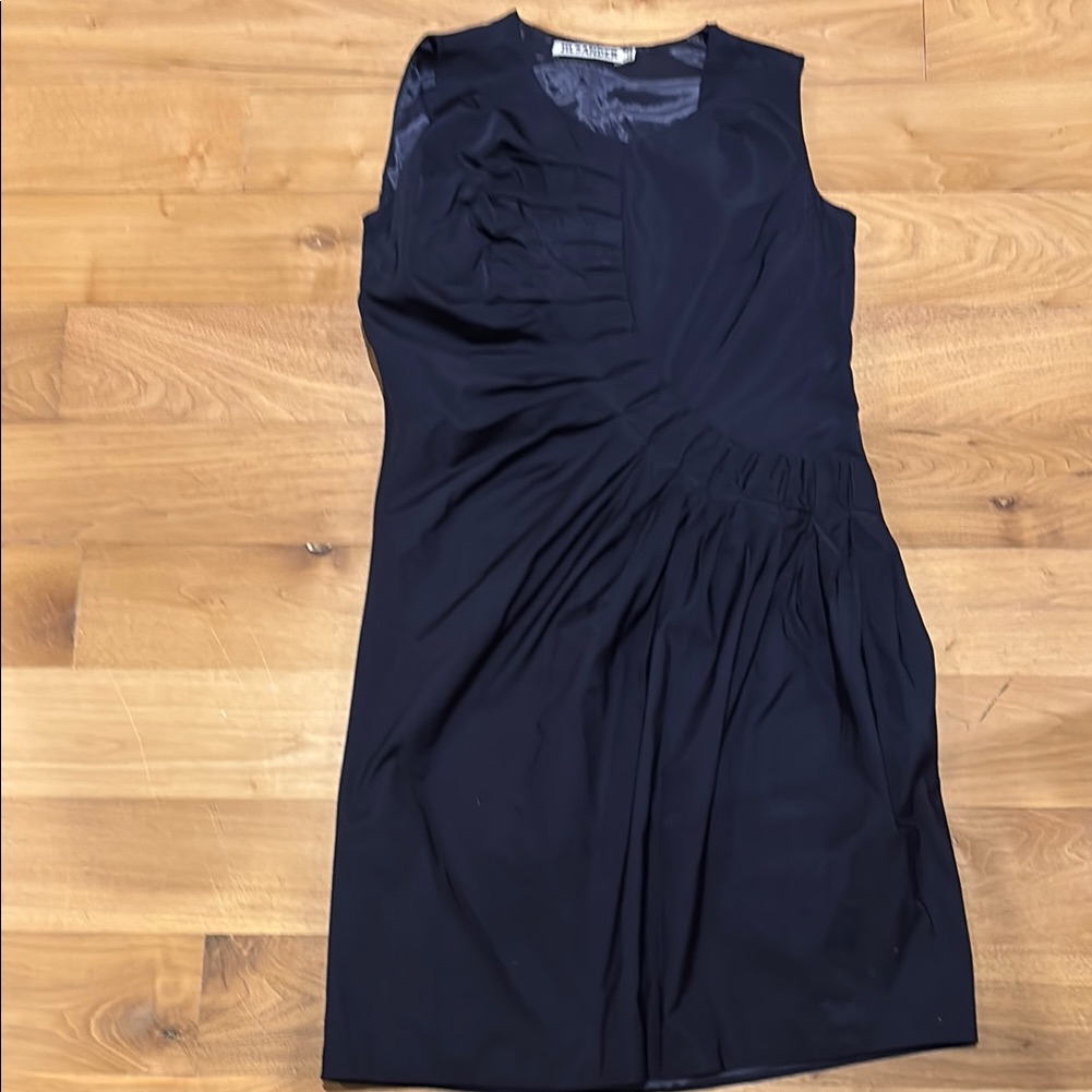 Elegant Navy Blue Sleeveless Dress